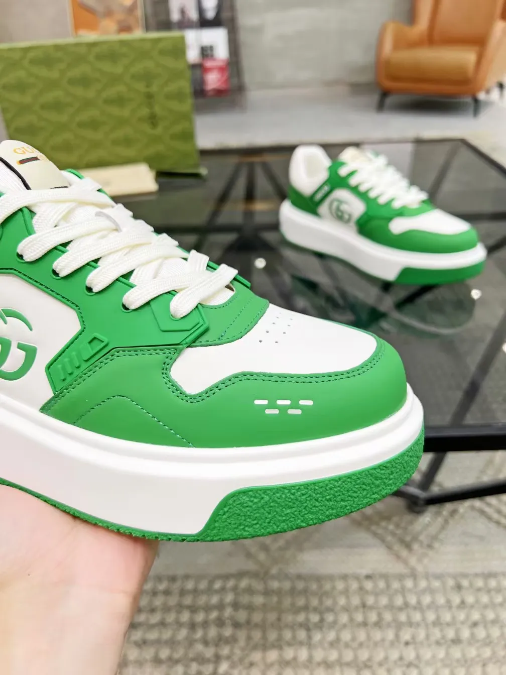 Men's Men's Shoes Men's Men's 💰460 new men's shoes GUCCI [Lightning] latest shoes shipped. Original quality, fashionable, made of special materials, sheepskin lining, brand new packaging. The foot feels super comfortable and the workmanship is impeccable. Size: 38-45